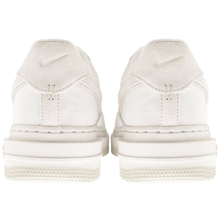 Nike blancas air force 1 outlet